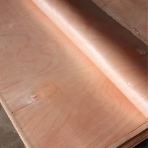 Okoume veneer sheet with natural wood grain for plywood, furniture, and interior decoration. Alt 2